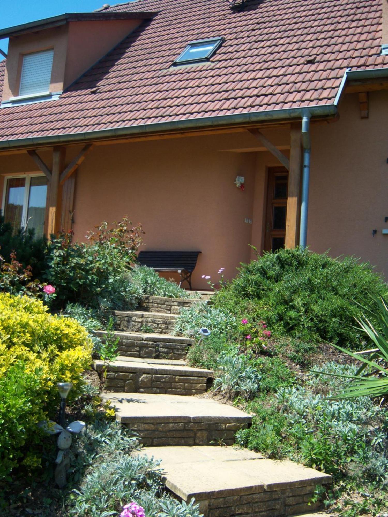 Gite Dans Vignoble Alsacien Westhalten Exterior photo